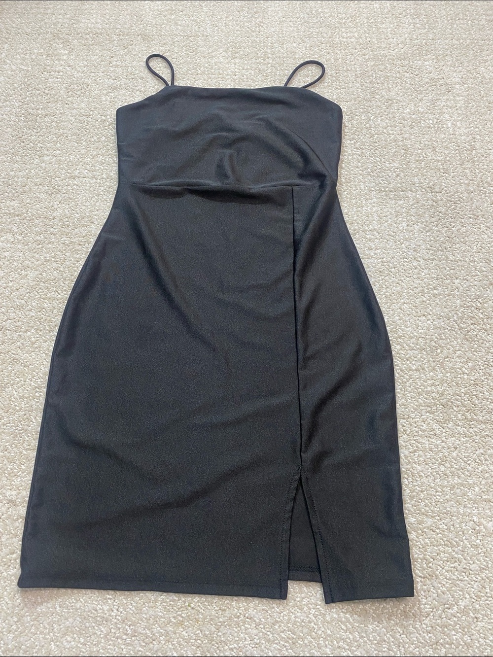 Elegant Black Strapless Bodycon Dress with Side Slit Size S - Picture 2 of 14